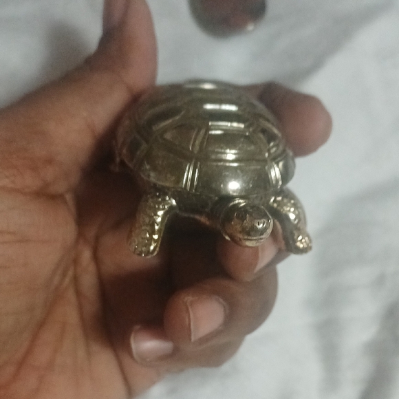 Silver Turtle Pendant - Picture 3 of 3